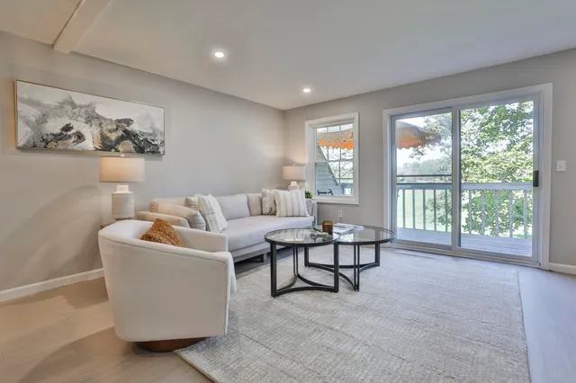 $450,000 | 6 Veterans Road, Unit 15, Amherst, NH 03031