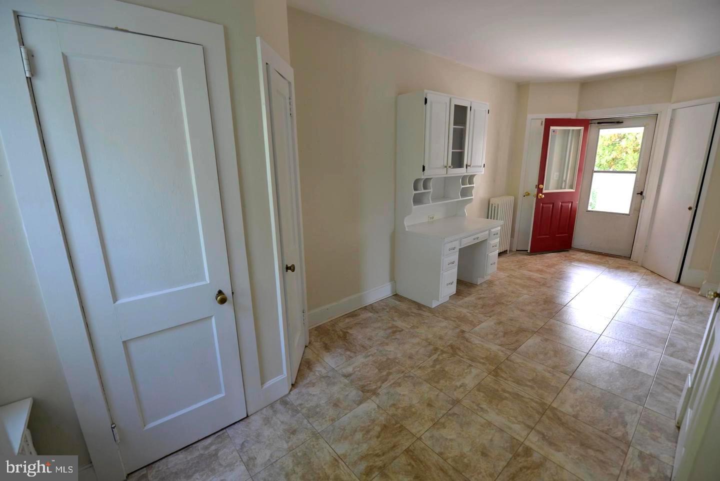720 Church Hill Road Centreville, MD 21617 - Photo 12 of 16 a view of a bathroom with sink and mirror