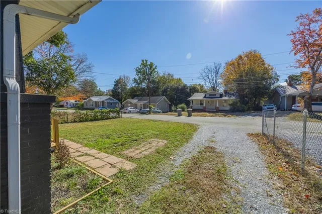 $1,690 | 812 Ashdol Street, Asheboro, NC 27203