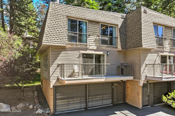 $1,070,000 | 820 Oriole Way, Unit 70, Incline Village, NV 89451