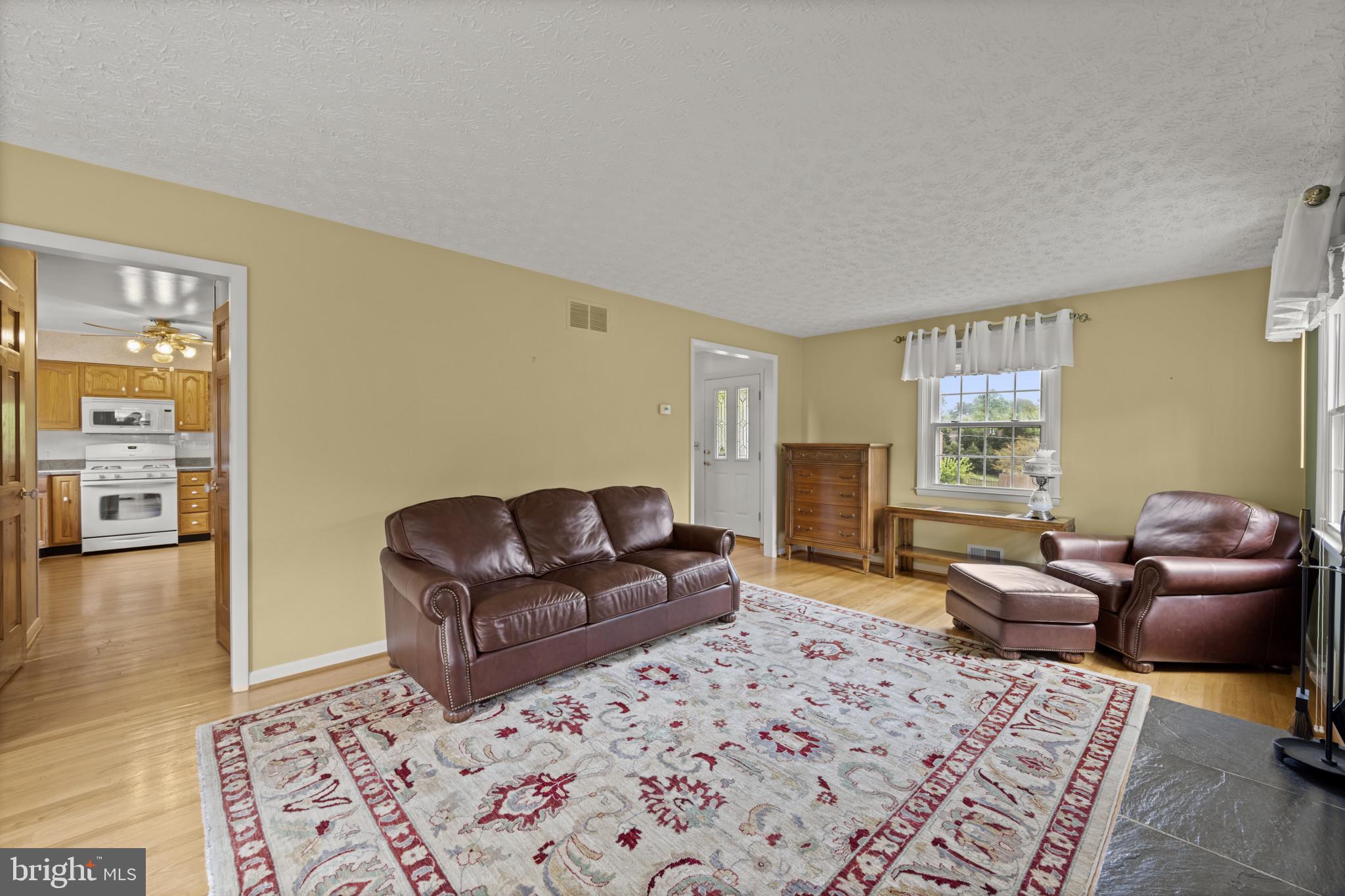 4034 High Point Road Ellicott City, MD 21042 - Photo 6 of 38 Family Room