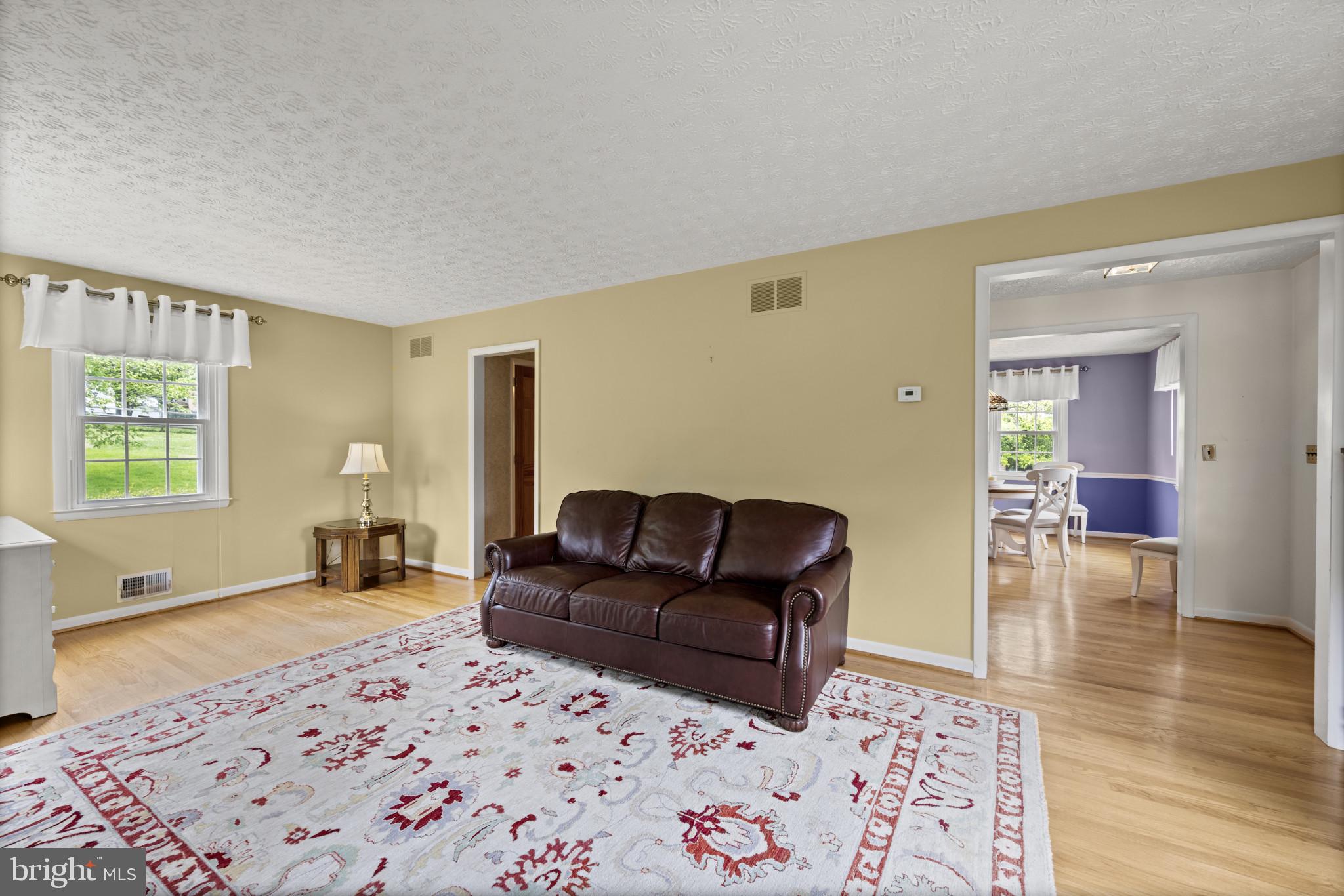 4034 High Point Road Ellicott City, MD 21042 - Photo 7 of 38 Family Room
