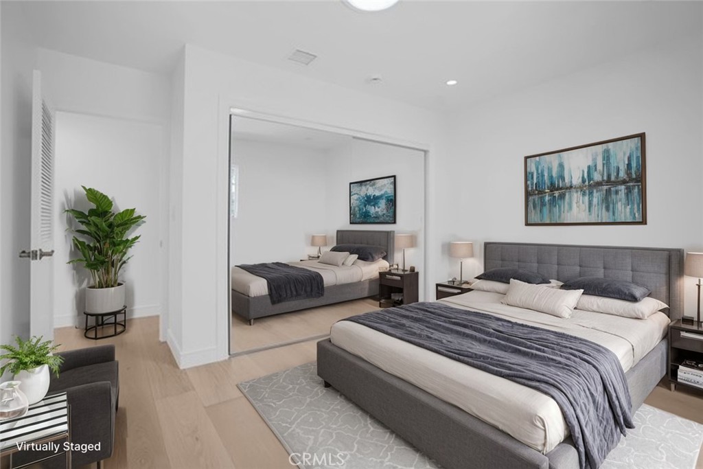 22740 Liberty Bell Road Calabasas, CA 91302 - Photo 8 of 40 Virtually Staged