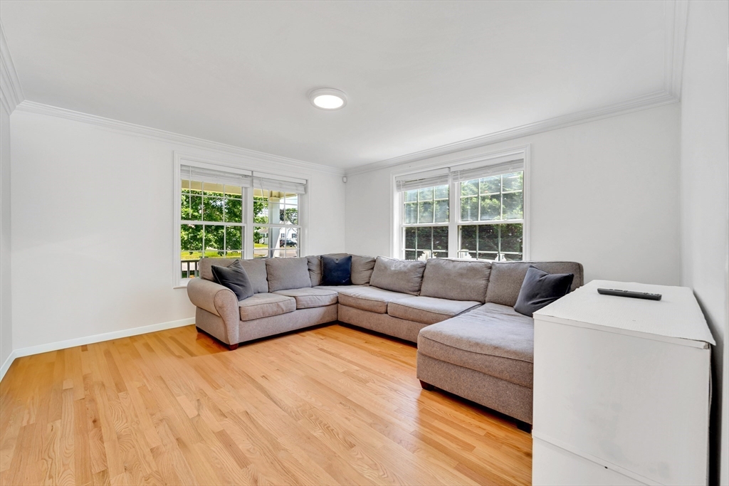 47 Fenwick Circle Methuen, MA 01844 - Photo 16 of 42 a living room with furniture and a window