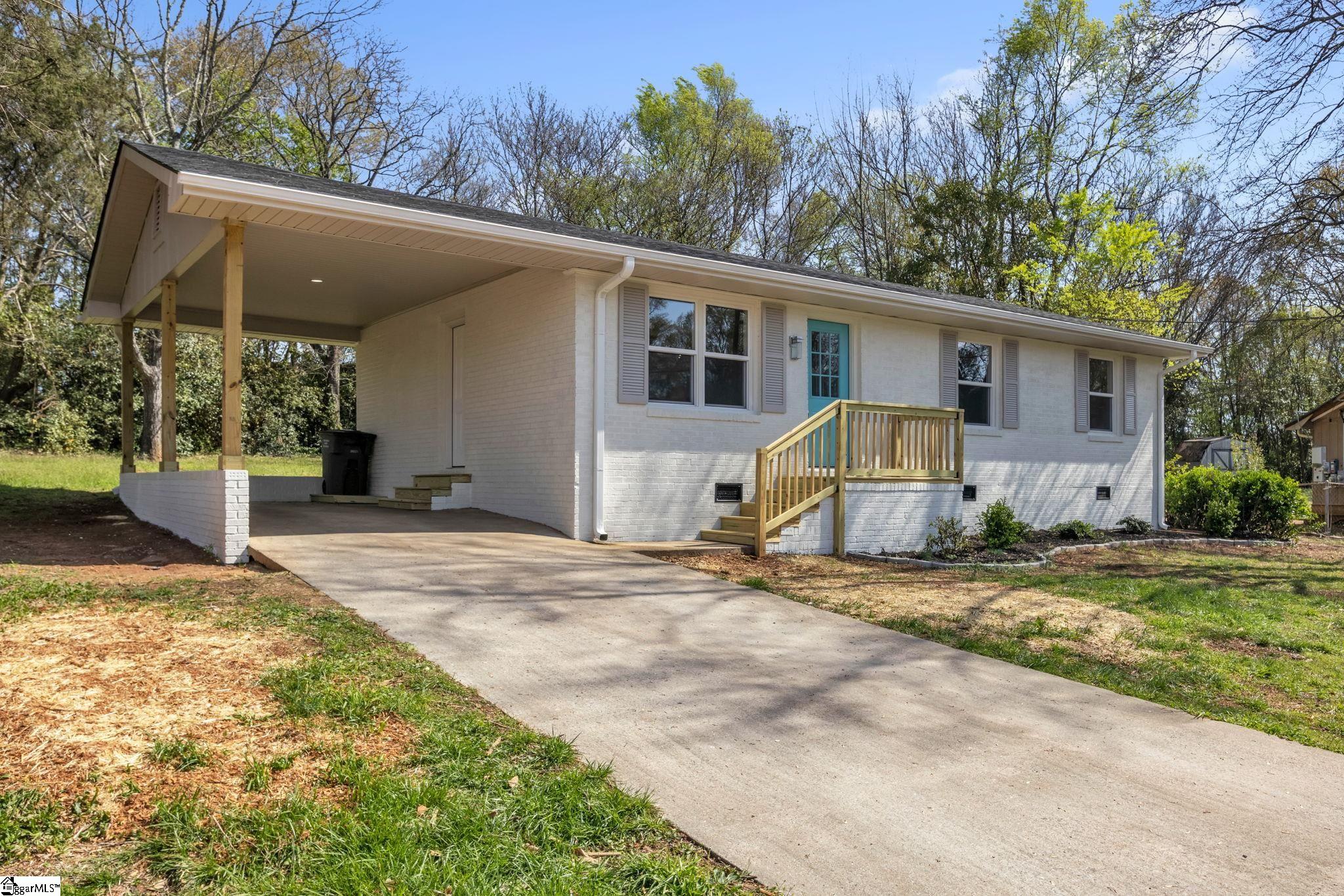 116 East Belvedere Road Greenville, SC 29605 - Photo 3 of 31 Gallery Image 3