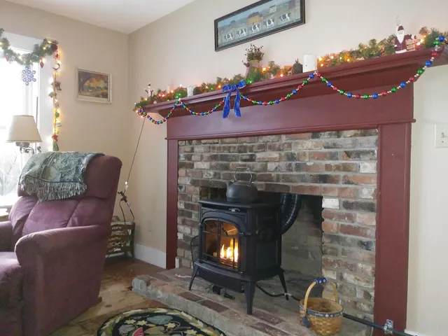 $525,000 | 45 Effingham Road, Ossipee, NH 03864