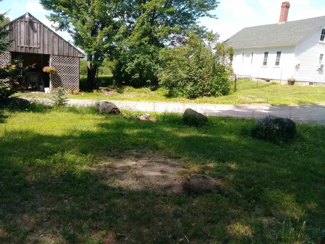 $525,000 | 45 Effingham Road, Ossipee, NH 03864