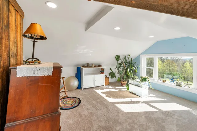 $525,000 | 45 Effingham Road, Ossipee, NH 03864