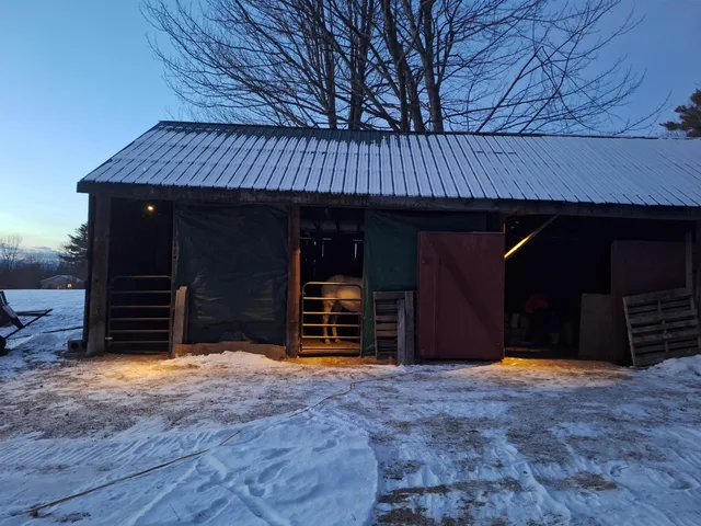 $525,000 | 45 Effingham Road, Ossipee, NH 03864