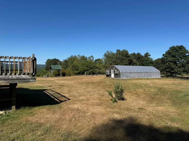 $525,000 | 45 Effingham Road, Ossipee, NH 03864