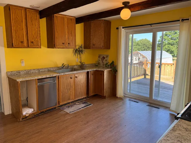 $525,000 | 45 Effingham Road, Ossipee, NH 03864