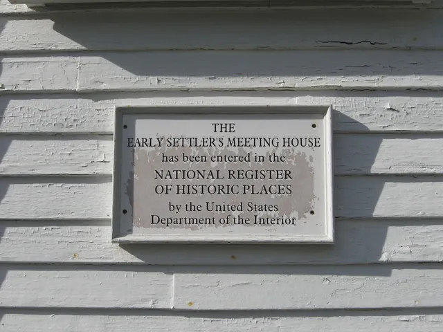 $525,000 | 45 Effingham Road, Ossipee, NH 03864