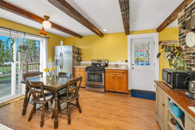 $525,000 | 45 Effingham Road, Ossipee, NH 03864