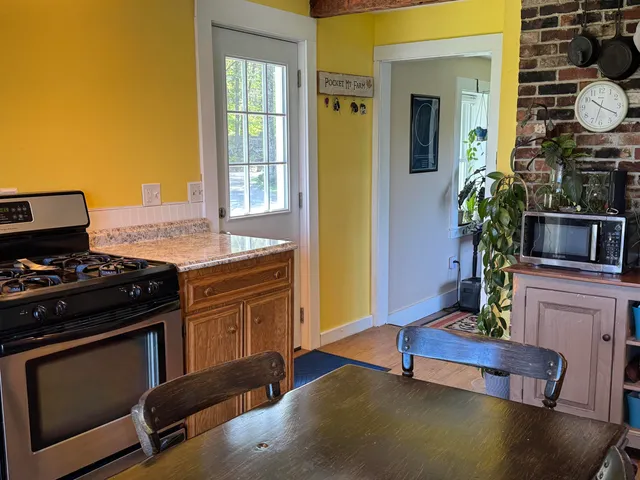 $525,000 | 45 Effingham Road, Ossipee, NH 03864