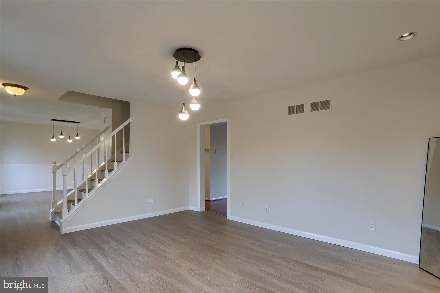 1795 Wilderness Road Lancaster, PA 17603 - Photo 4 of 36 Living Room