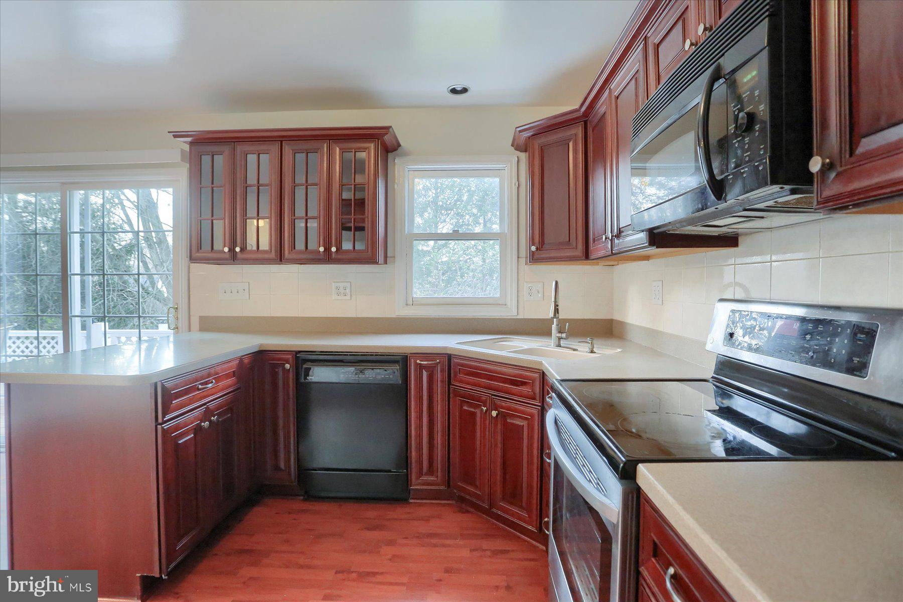 1795 Wilderness Road Lancaster, PA 17603 - Photo 8 of 36 Kitchen
