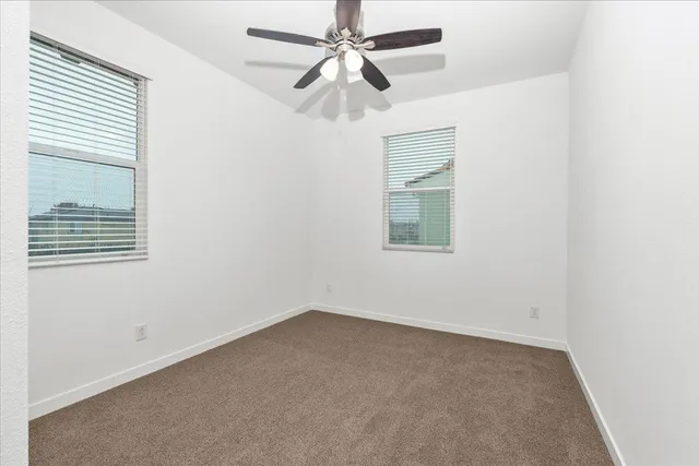 $399,900 | 5301 East Commerce Way, Unit 56101, Sacramento, CA 95835