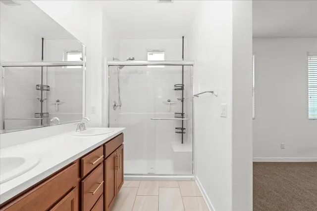 $399,900 | 5301 East Commerce Way, Unit 56101, Sacramento, CA 95835