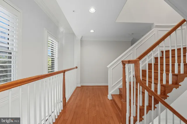 $1,825,000 | 2124 21st Road North, Arlington, VA 22201