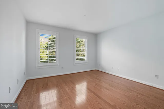 $1,825,000 | 2124 21st Road North, Arlington, VA 22201