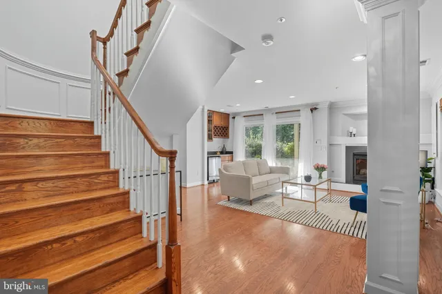 $1,825,000 | 2124 21st Road North, Arlington, VA 22201
