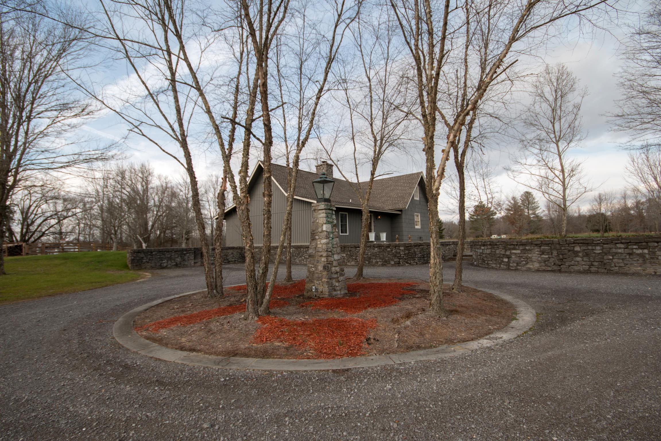 6318 Cairo Bend Road Lebanon, TN 37087 - Photo 25 of 29 Circle Driveway Makes Parking Easy!