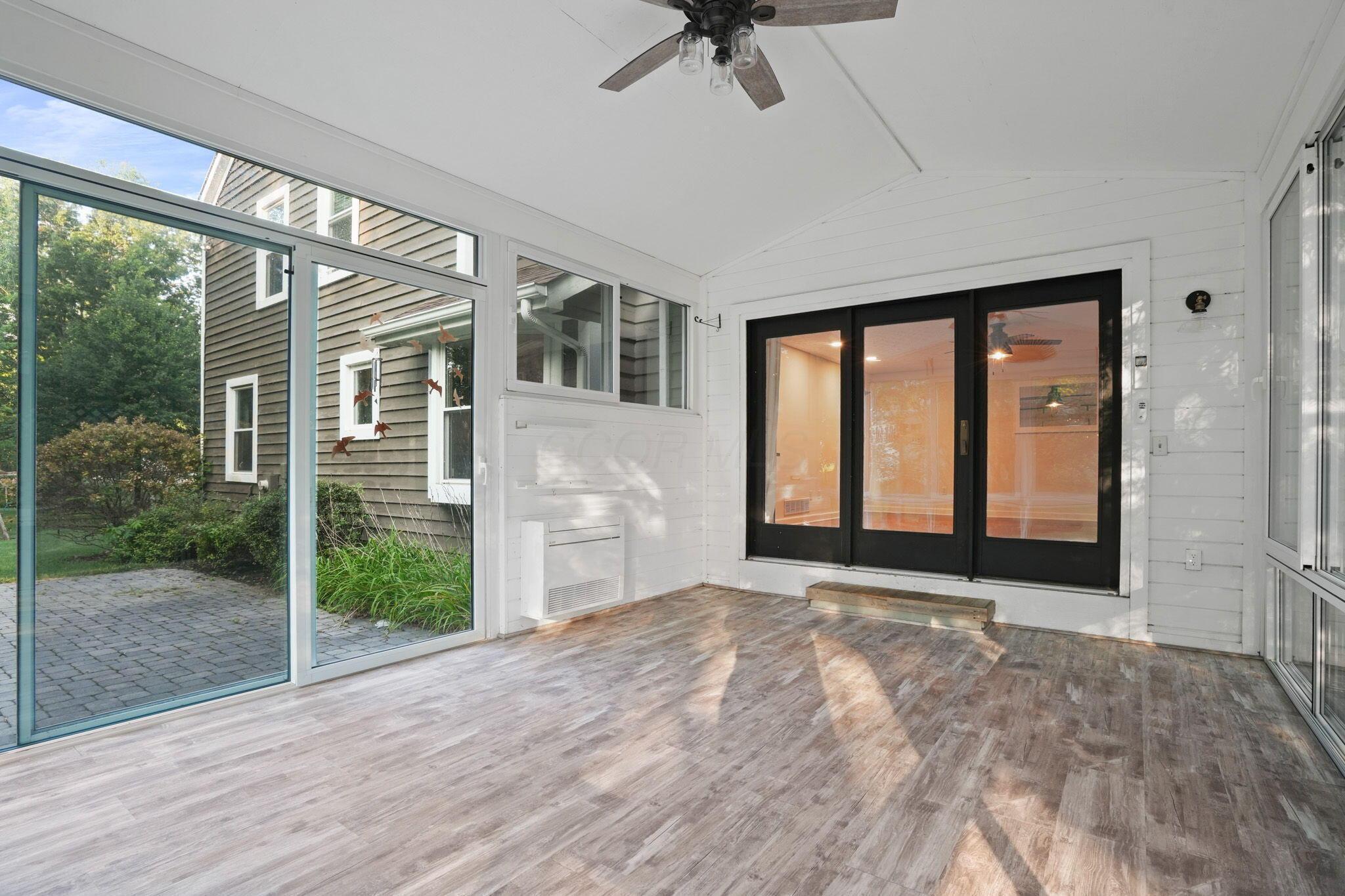 1091 Ridge Place Columbus, OH 43230 - Photo 29 of 43 Great For Summer Nights