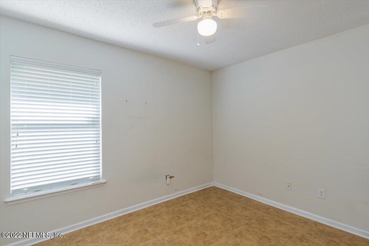 11726 Raindrop Road Jacksonville, FL 32219 - Photo 30 of 36 third bedroom