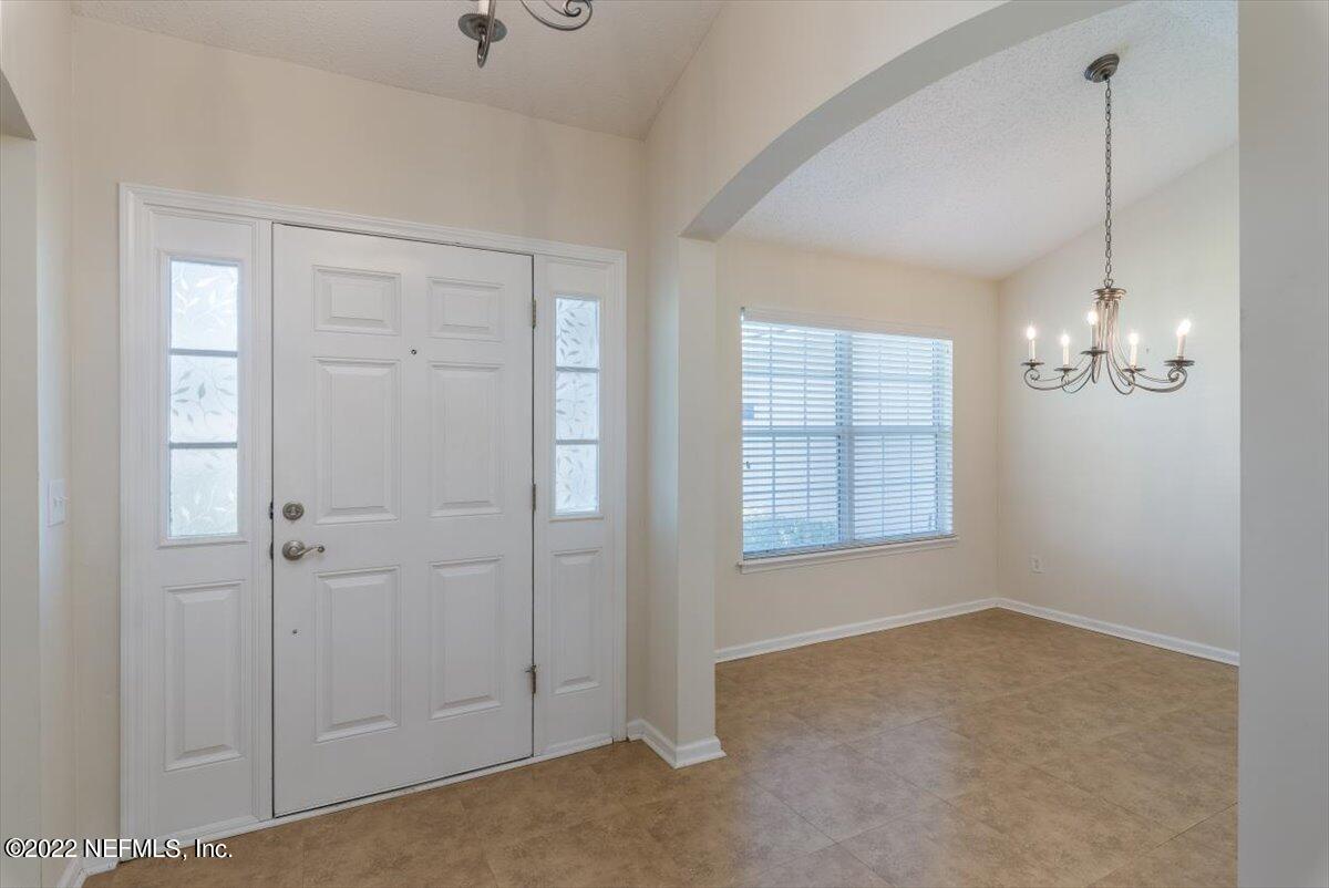 11726 Raindrop Road Jacksonville, FL 32219 - Photo 3 of 36 Foyer