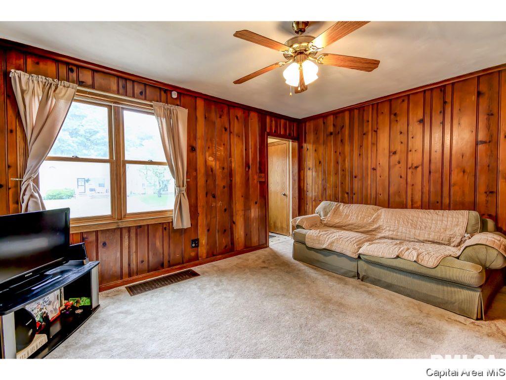 2651 South 8th Street Springfield, IL 62703 - Photo 15 of 35