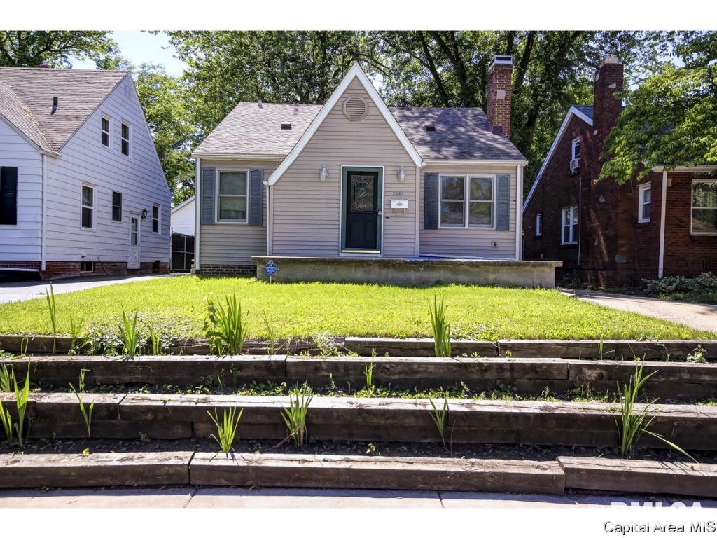 2651 South 8th Street Springfield, IL 62703 - Photo 3 of 35