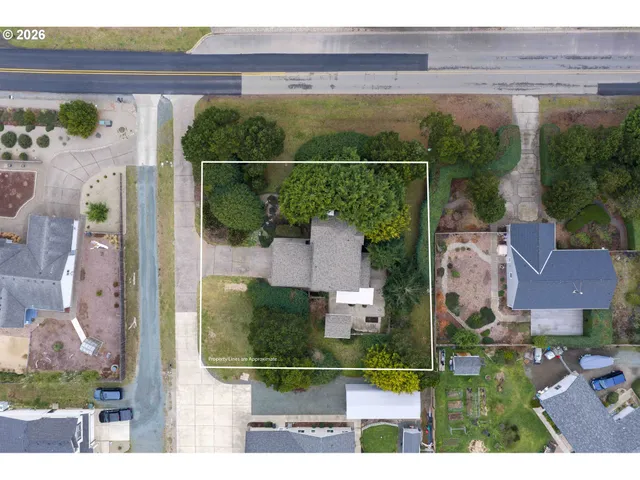 $500,000 | 615 Seabird Drive, Bandon, OR 97411