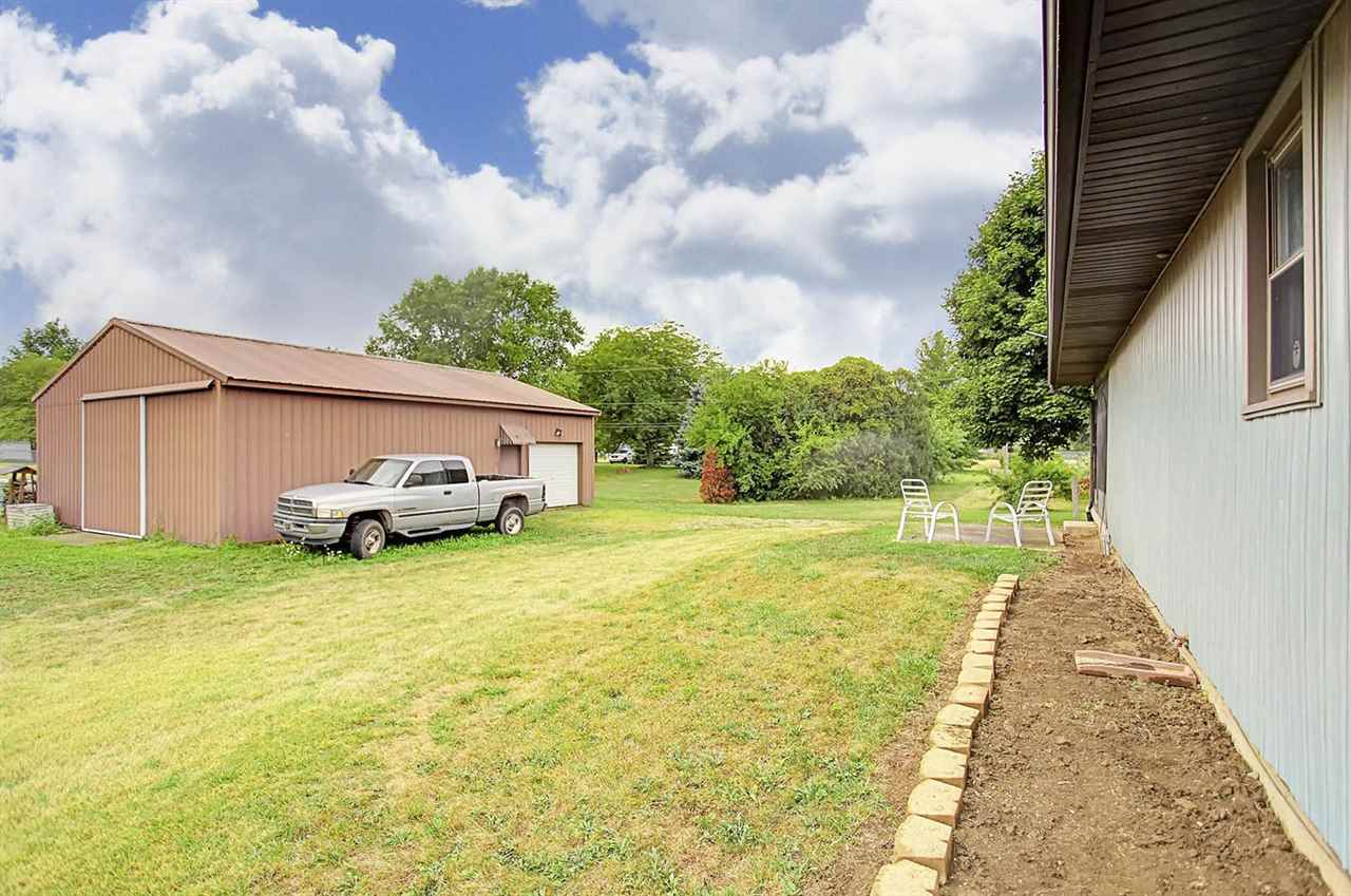 2209 West Hamilton Road South Fort Wayne, IN 46819 - Photo 9 of 34