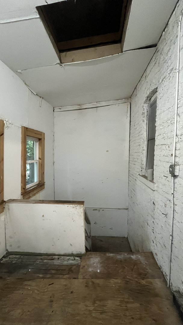 6620 South Marquette Road Chicago, IL 60637 - Photo 16 of 18 Gallery Image 16
