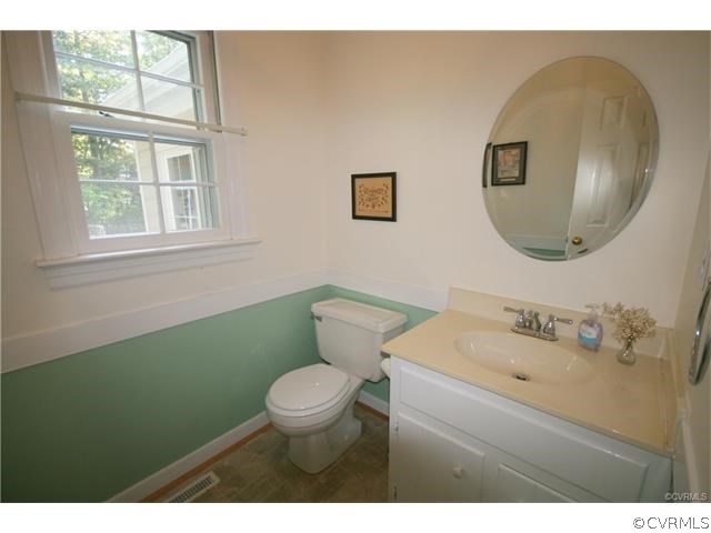 12831 Foxstone Road Midlothian, VA 23113 - Photo 12 of 26 Half bath