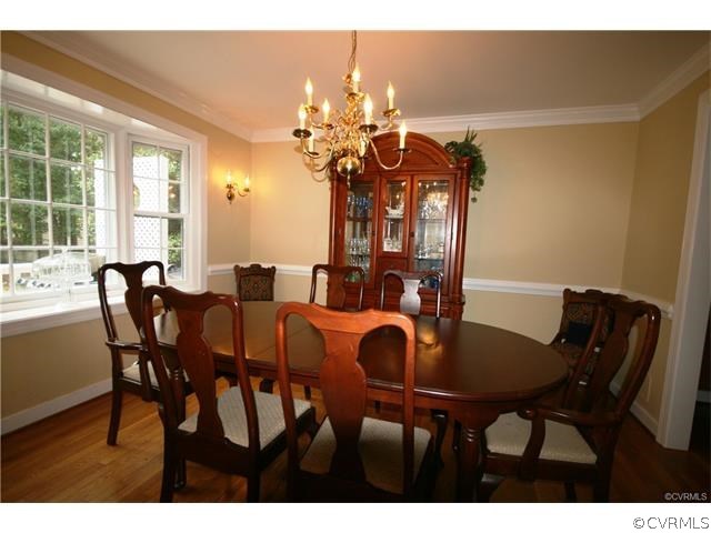12831 Foxstone Road Midlothian, VA 23113 - Photo 7 of 26 Dining room