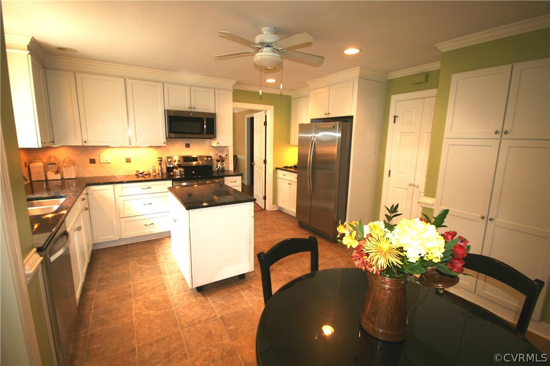 12831 Foxstone Road Midlothian, VA 23113 - Photo 9 of 26