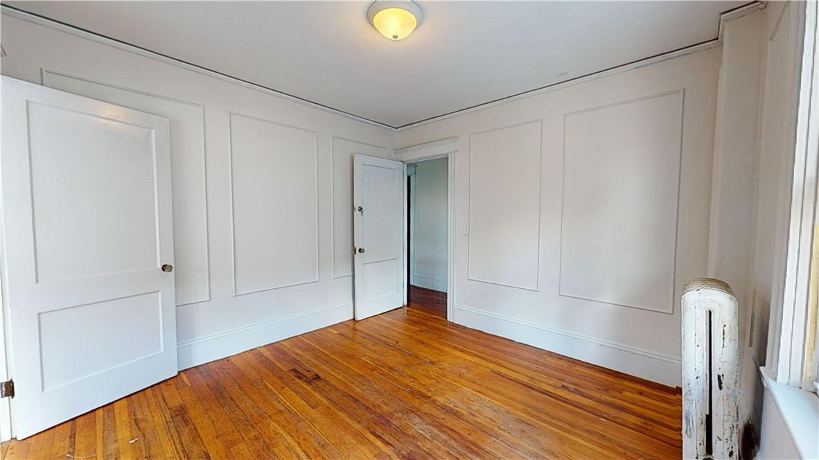 111 Rutherglen Avenue Providence, RI 02907 - Photo 28 of 38