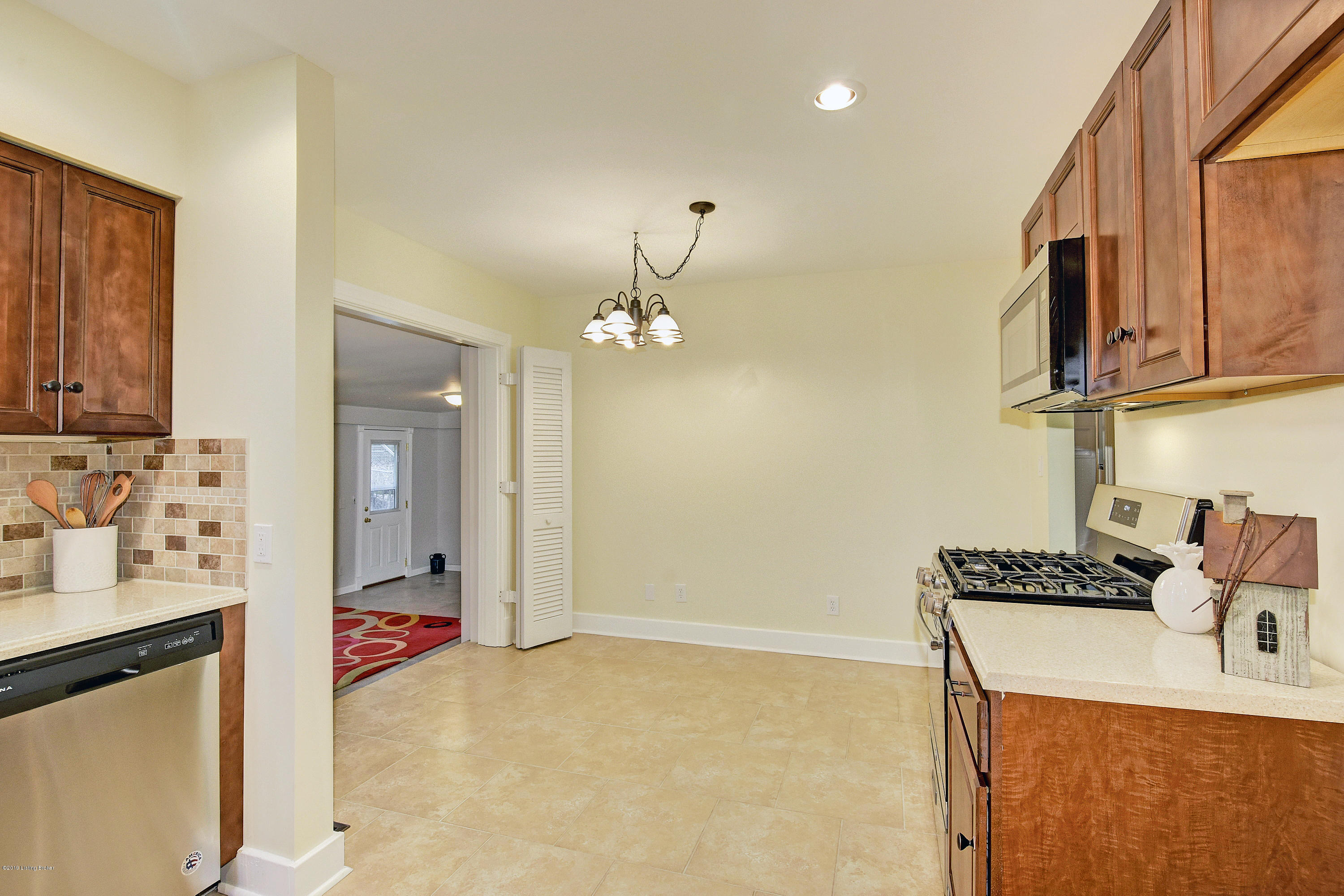 4012 Springhill Road Louisville, KY 40207 - Photo 12 of 37 _DSC7530_2_3
