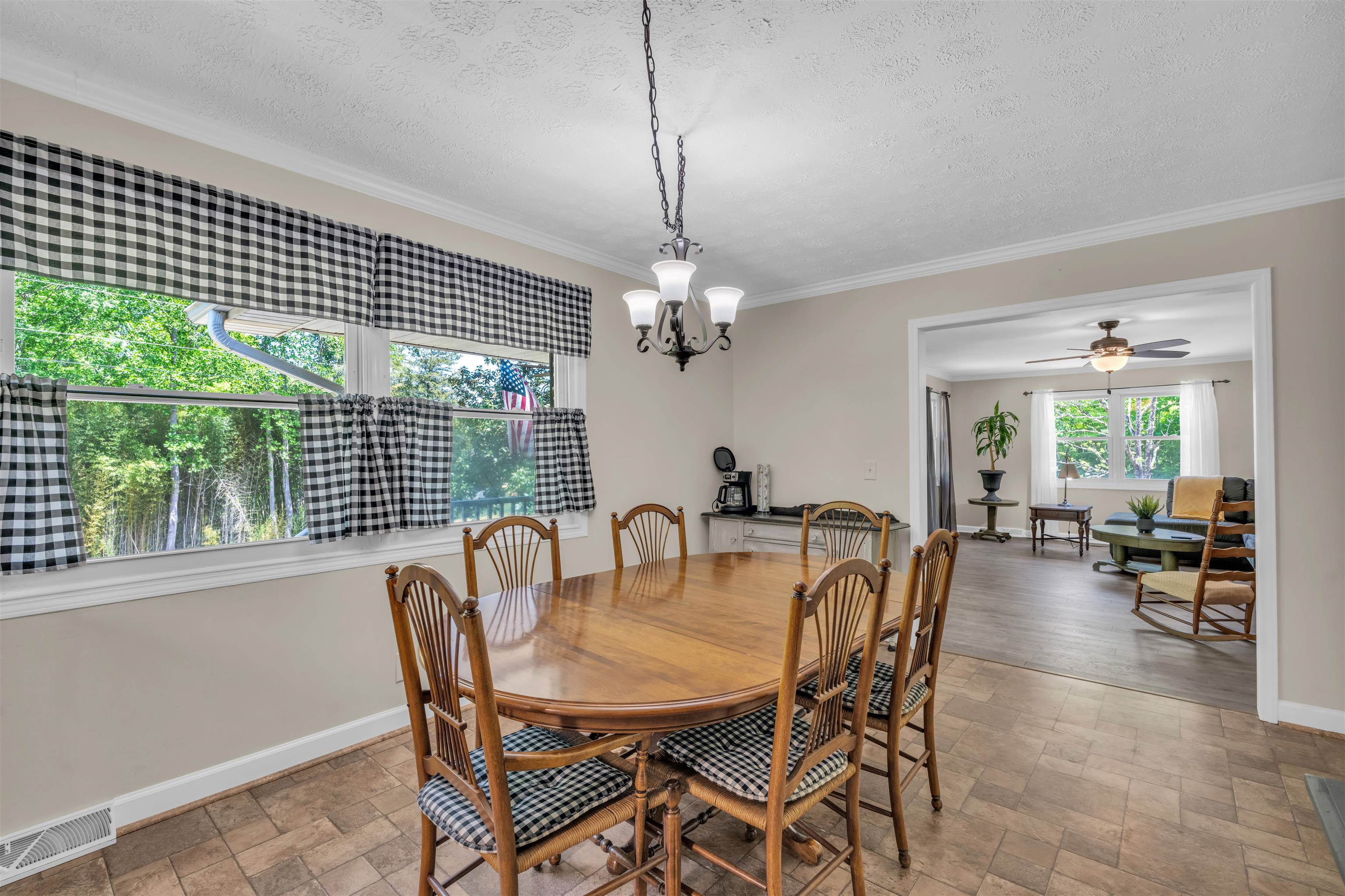 213 State Rd S-39-163 Easley, SC 29640 - Photo 9 of 26