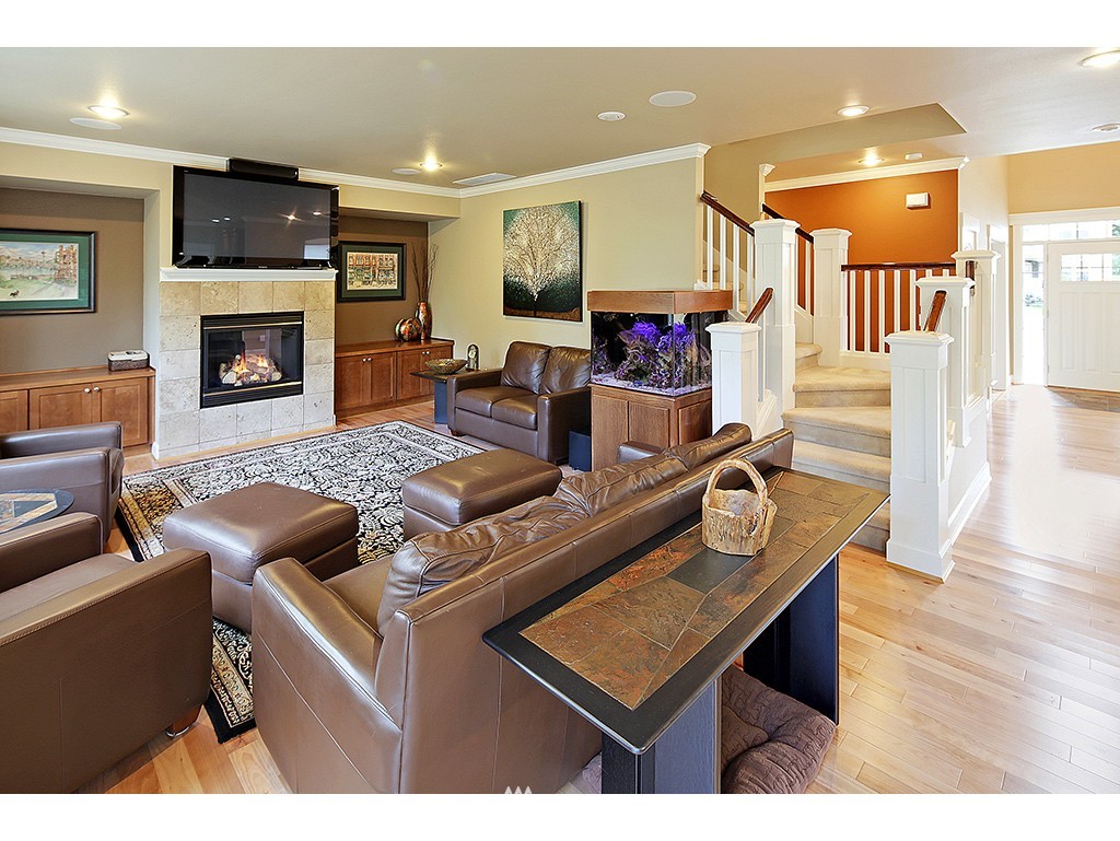 1306 North 27th Court Renton, WA 98056 - Photo 3 of 22