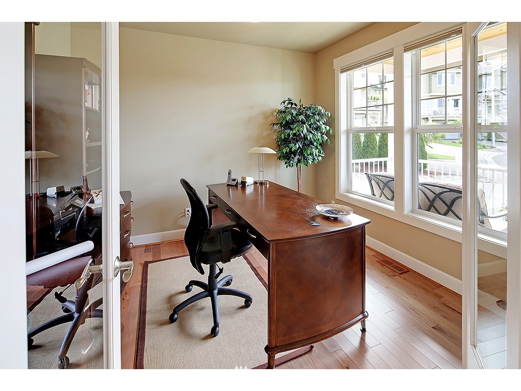 1306 North 27th Court Renton, WA 98056 - Photo 7 of 22
