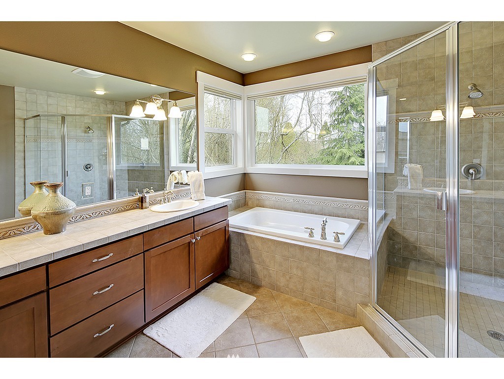 1306 North 27th Court Renton, WA 98056 - Photo 9 of 22