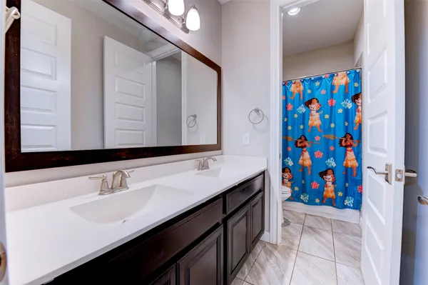 $477,000 | 6242 Avon Landing Lane, Spring, TX 77379