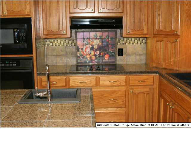 16449 Jay Road Prairieville, LA 70769 - Photo 18 of 36 Gallery Image 18