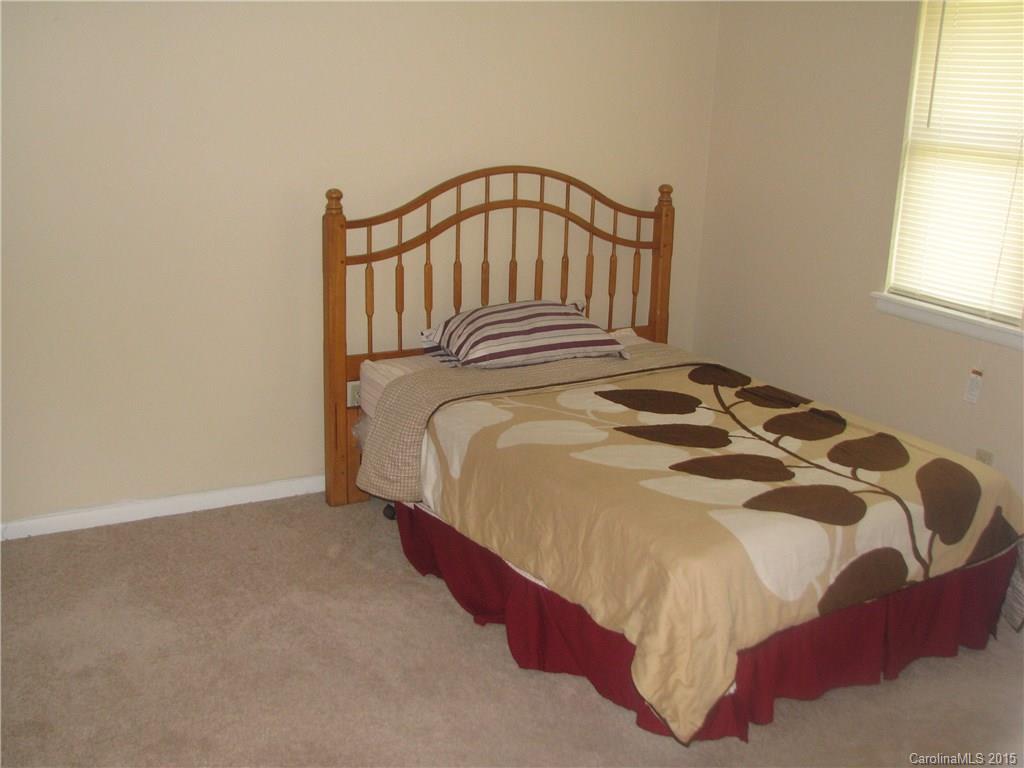 6408 Piney Path Road Charlotte, NC 28212 - Photo 7 of 10