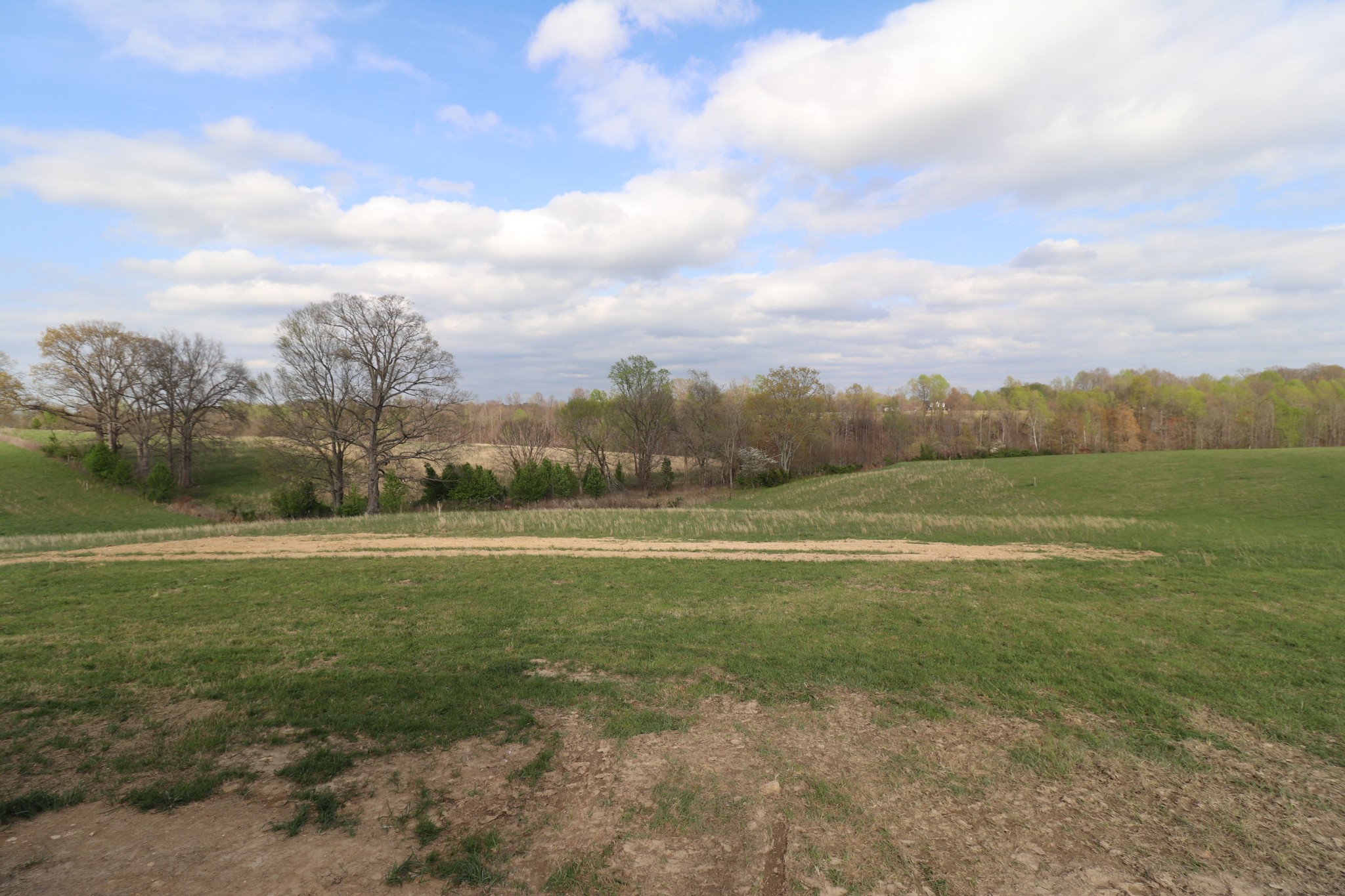 780 Nixon Road Red Boiling Springs, TN 37150 - Photo 24 of 25 a view of a field with an ocean