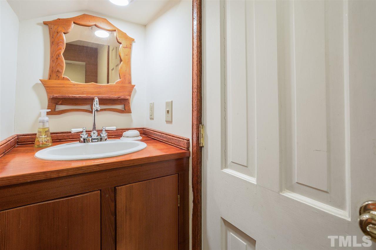 1826 White Oak Road Raleigh, NC 27608 - Photo 18 of 30