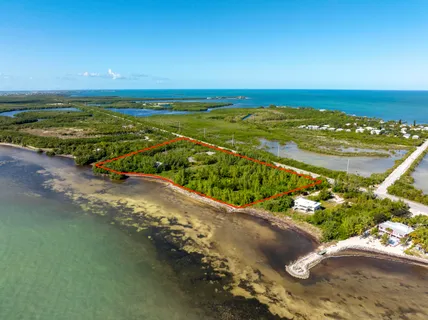 $10,500,000 | 57478 Overseas Highway, Marathon, FL 33050