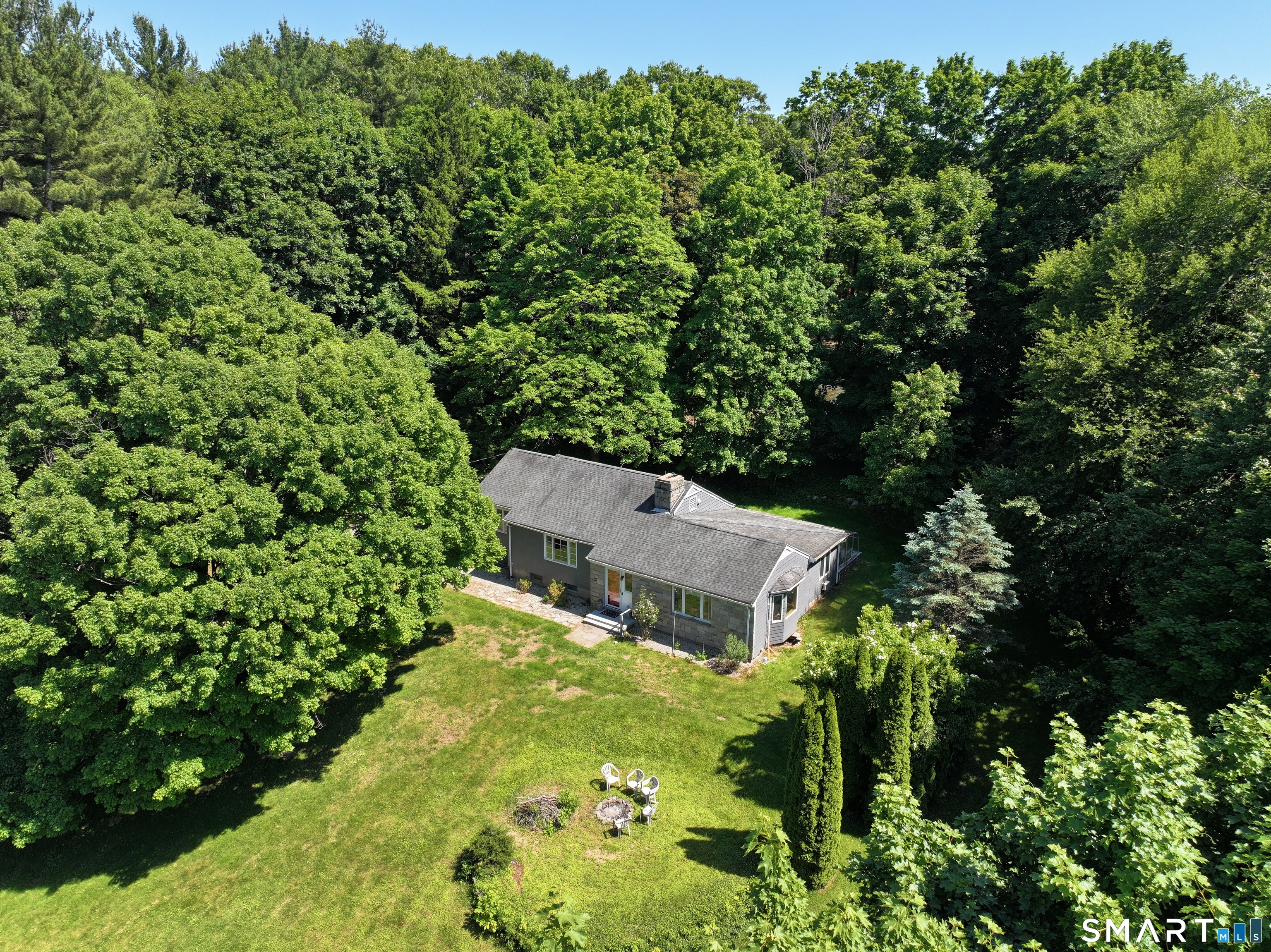 244 Chestnut Hill Road Glastonbury, CT 06033 - Photo 8 of 36